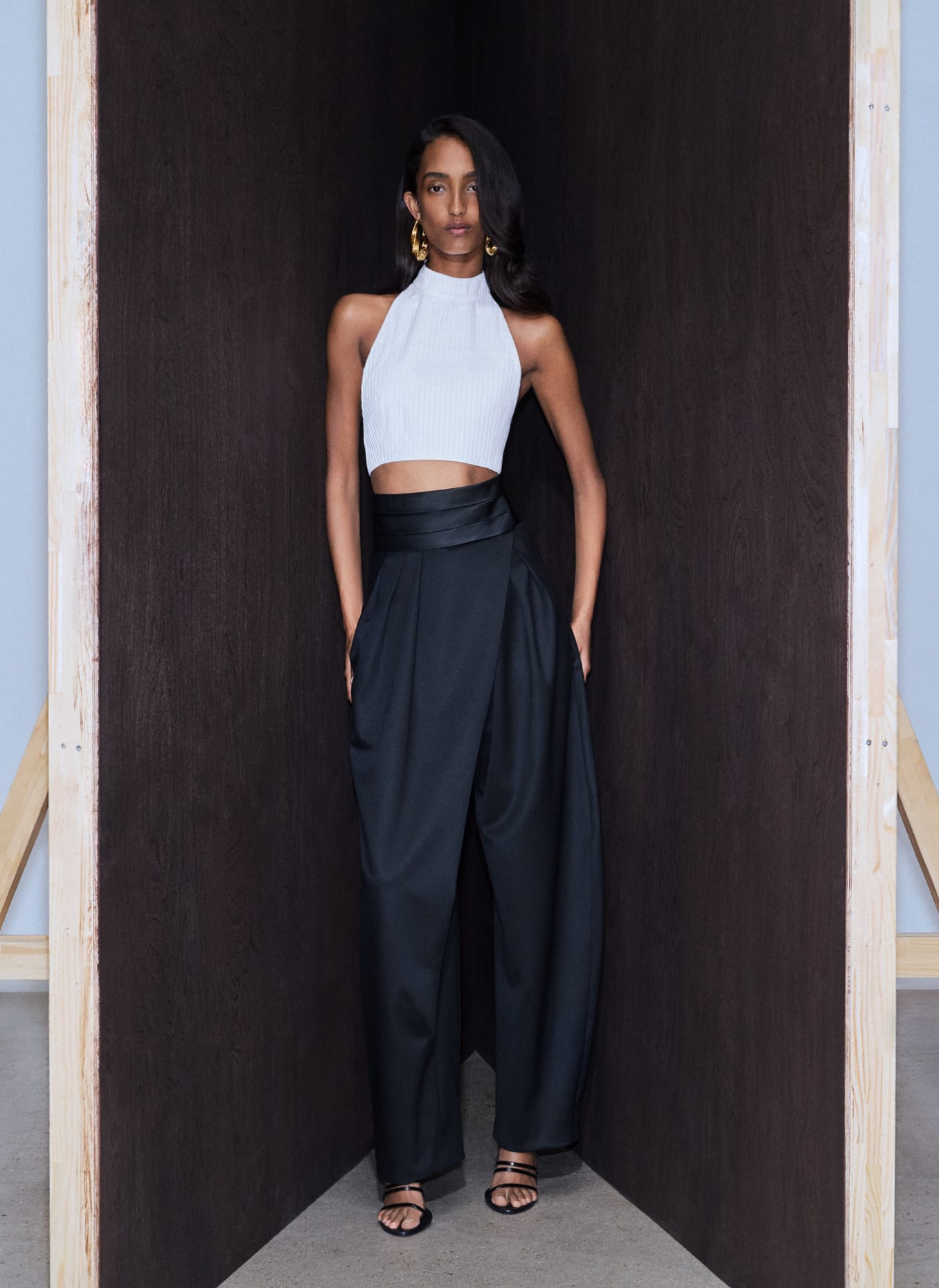 Alaïa turns fashion into sculpted perfection