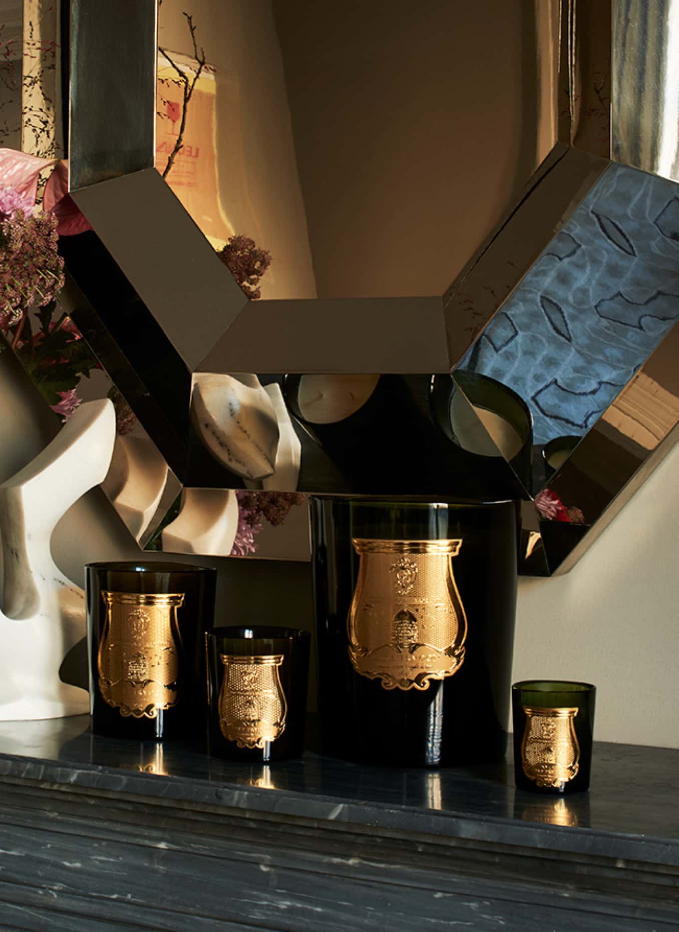 Create atmosphere with artful candles