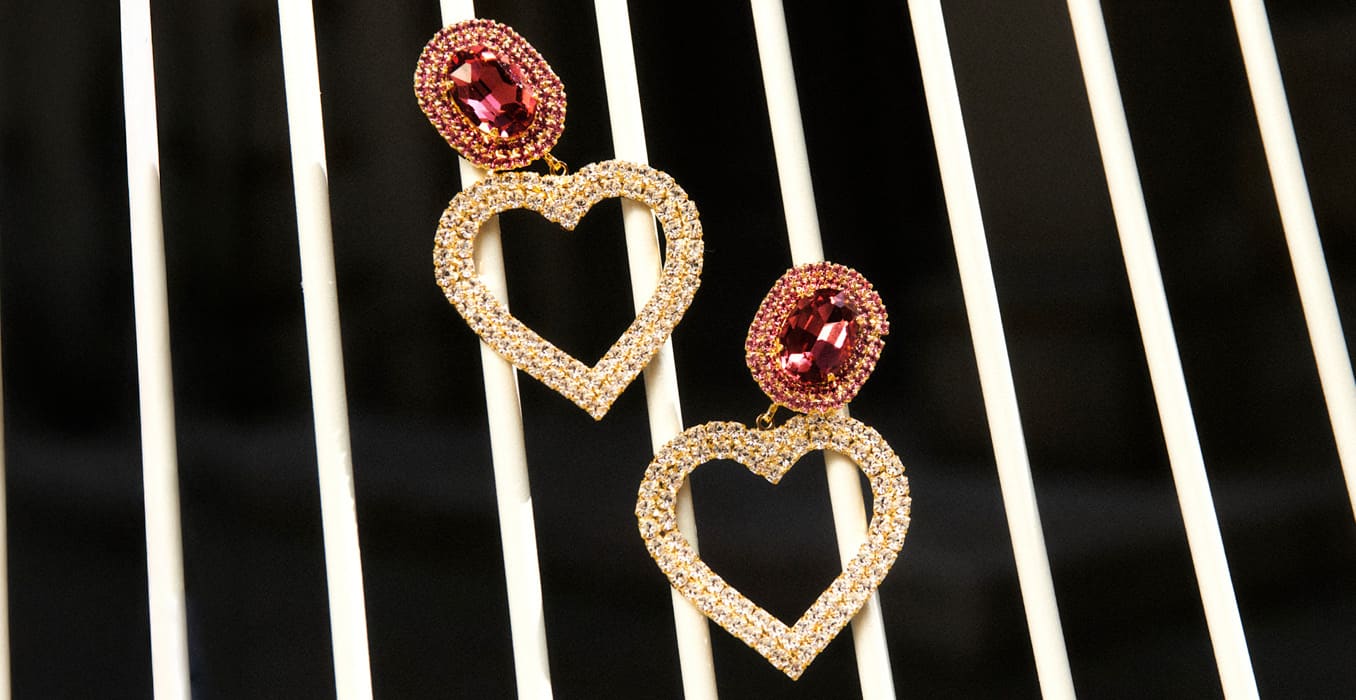 Master the art of accessorizing