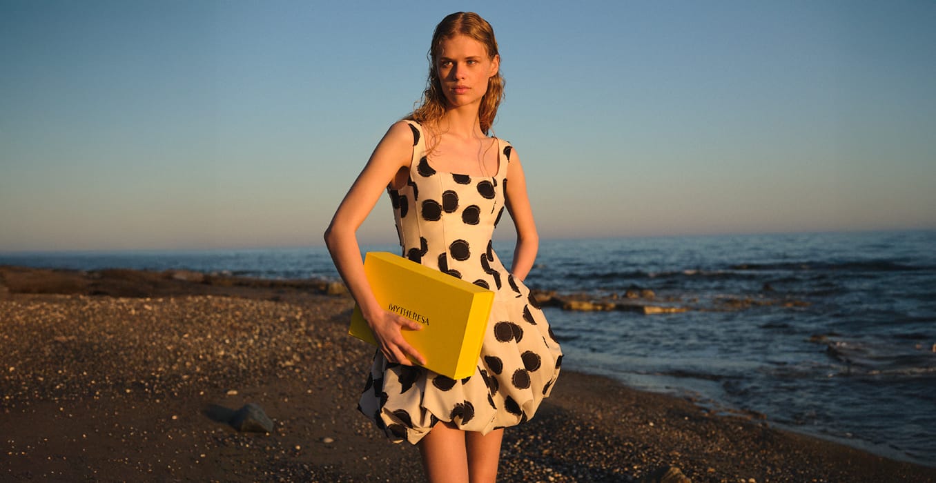 VESTIAIRE COLLECTIVE X MYTHERESA