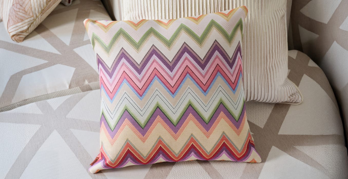 Unsere luxuriösen Stoffe laden ein