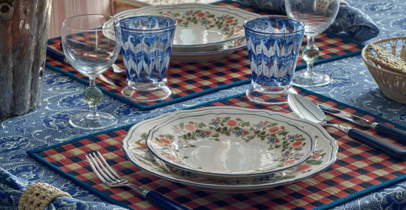 For table settings that burst with flavor
