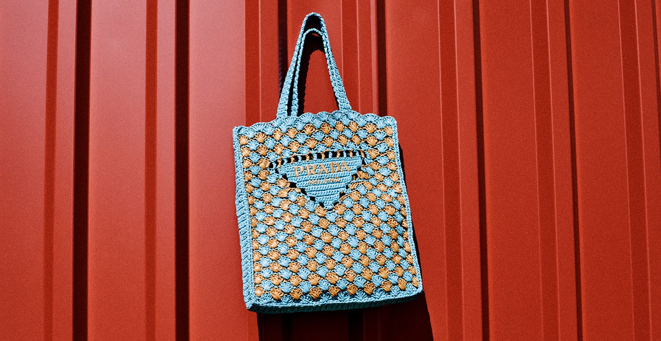 MADE FOR SUMMER LIVING