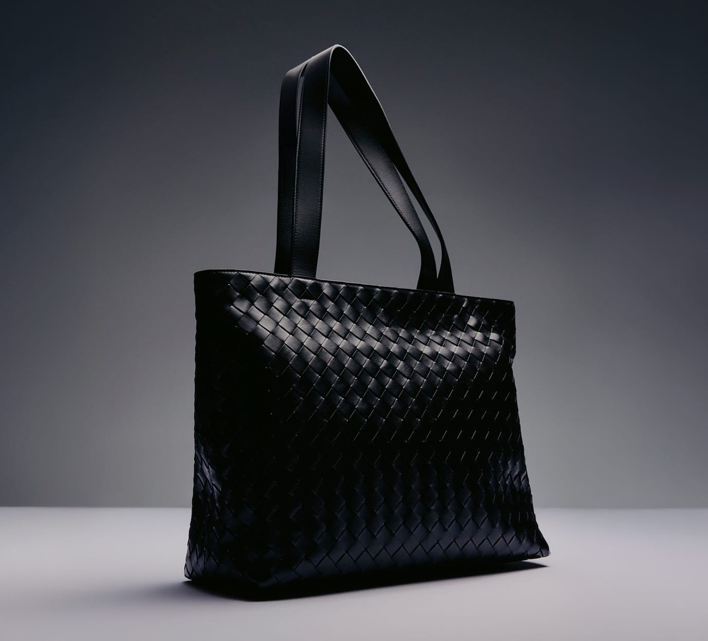 Vielseitige Designs, die sich nahtlos in Ihre Looks einfügen