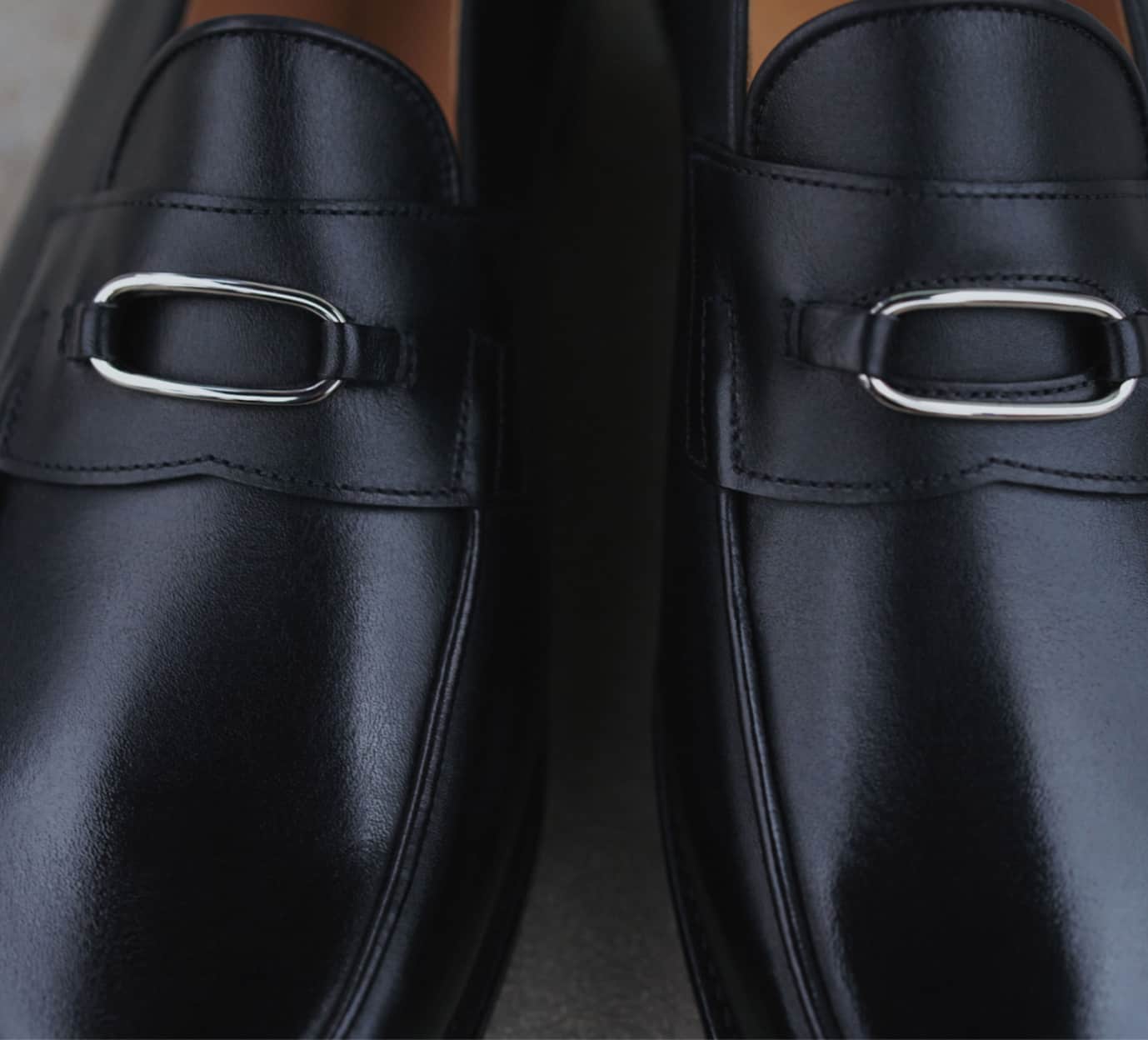 How to pull an outfit together? Just add polished shoes