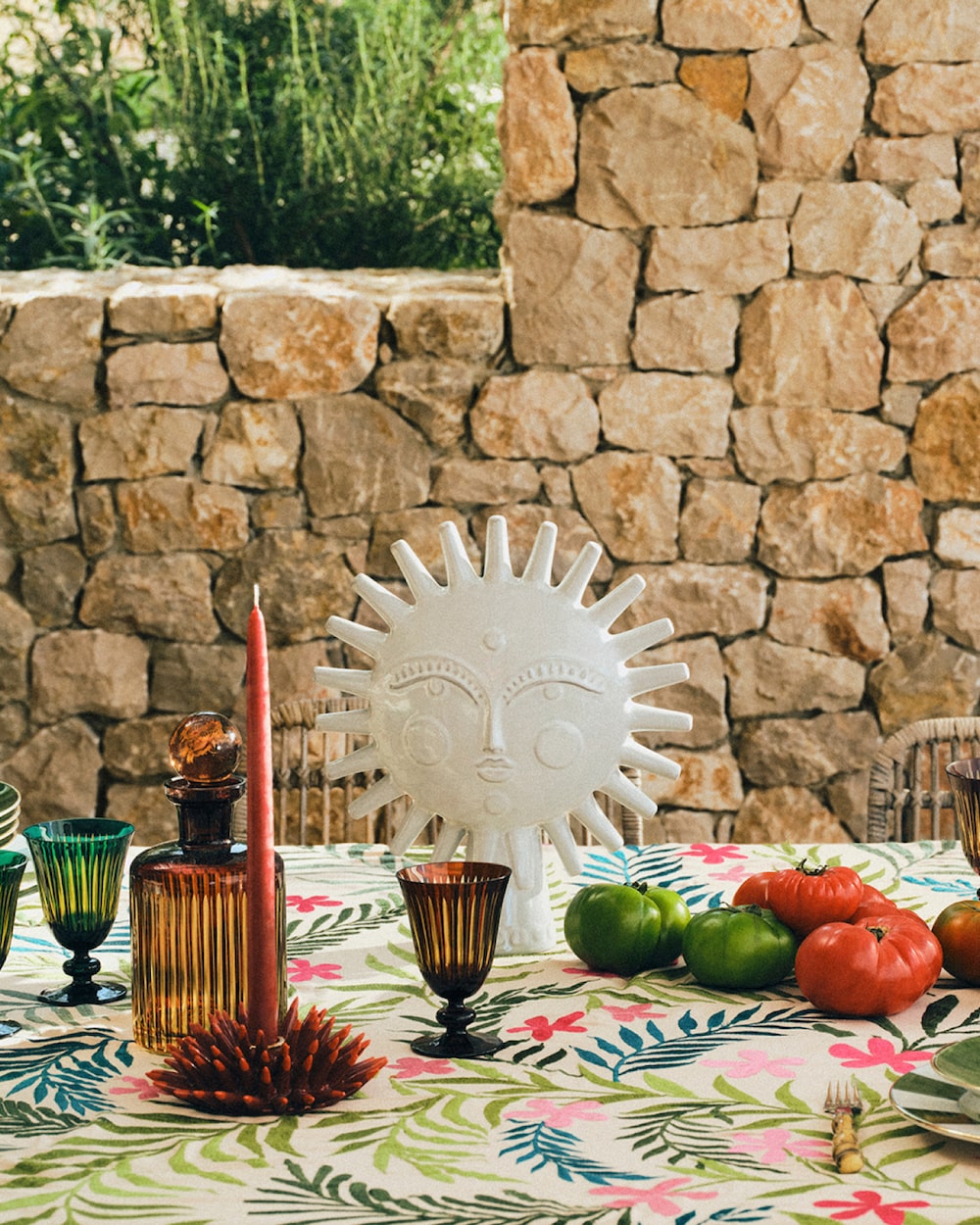 A cheerful at-home party is always a good idea