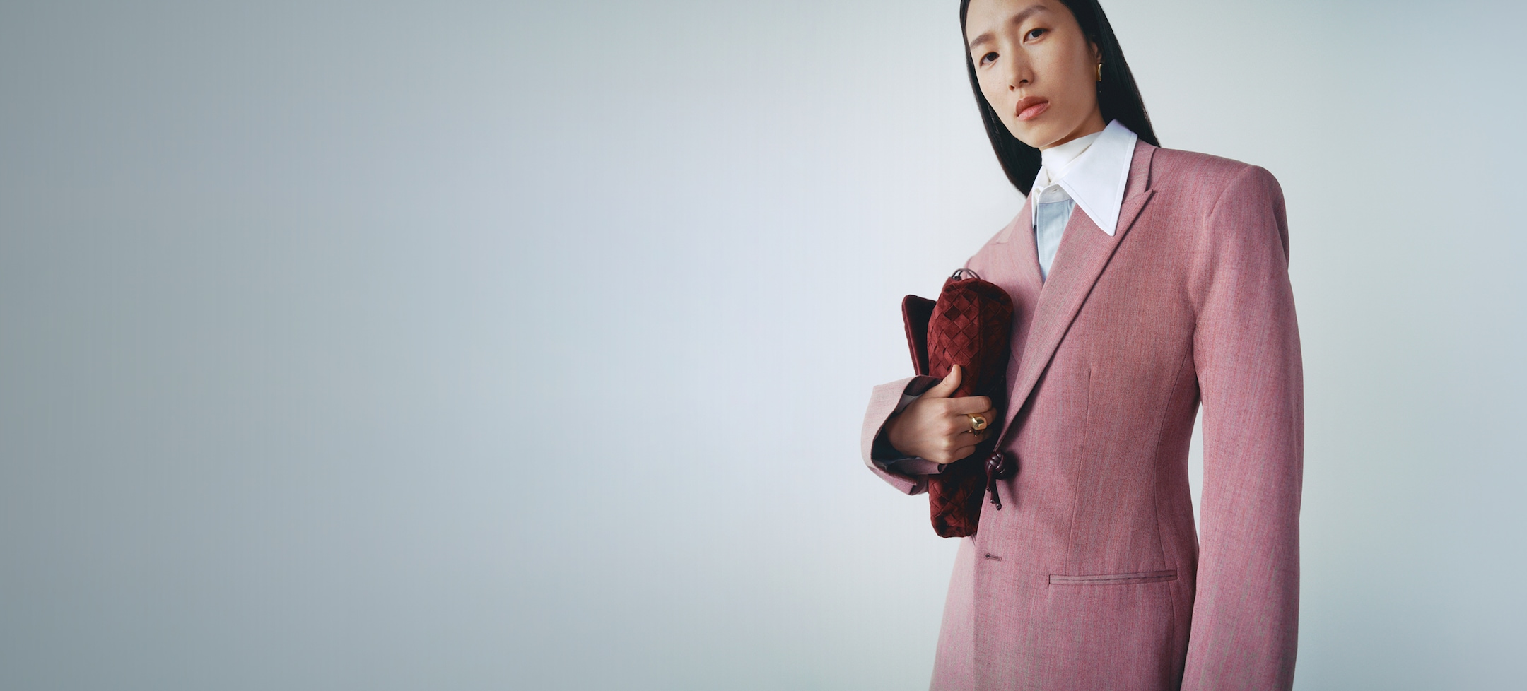 FEATURING EXCLUSIVE STYLES