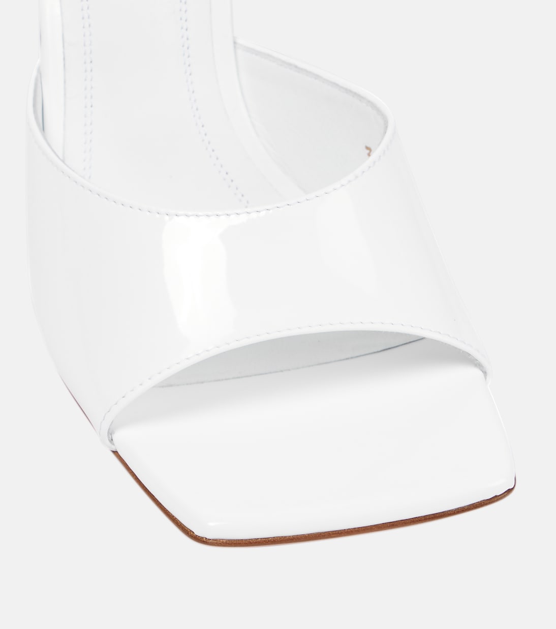 Pantoletten Laura aus Lackleder | Amina Muaddi