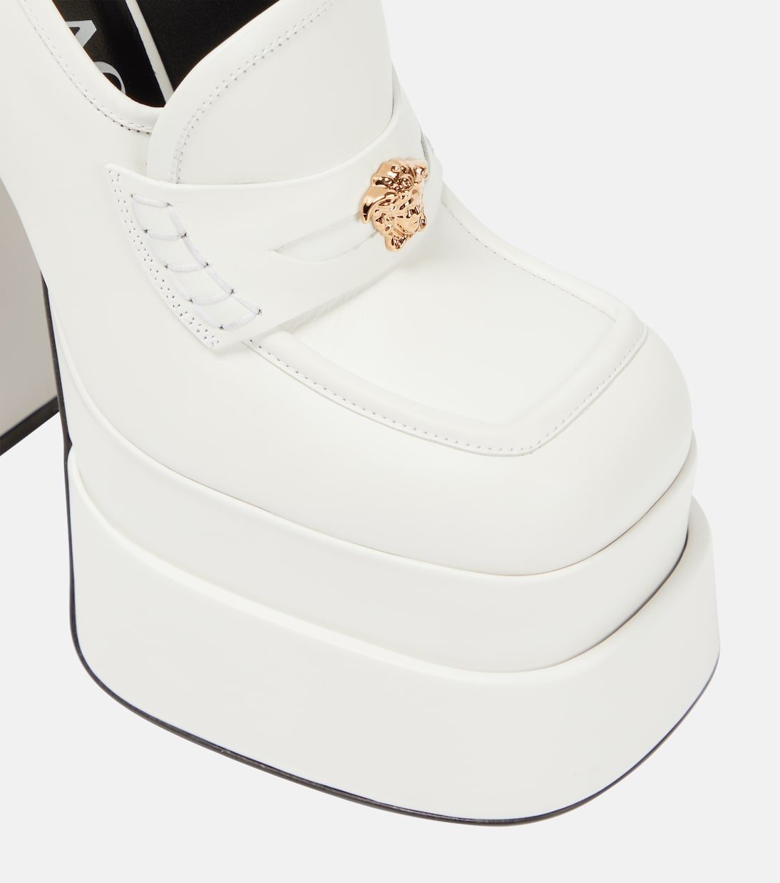 Loafer-Pumps Aevitas aus Leder | Versace