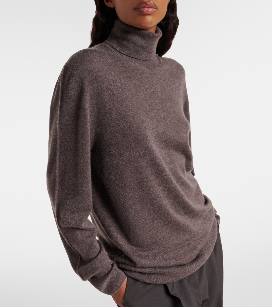Lizzy cashmere turtleneck sweater | The Row