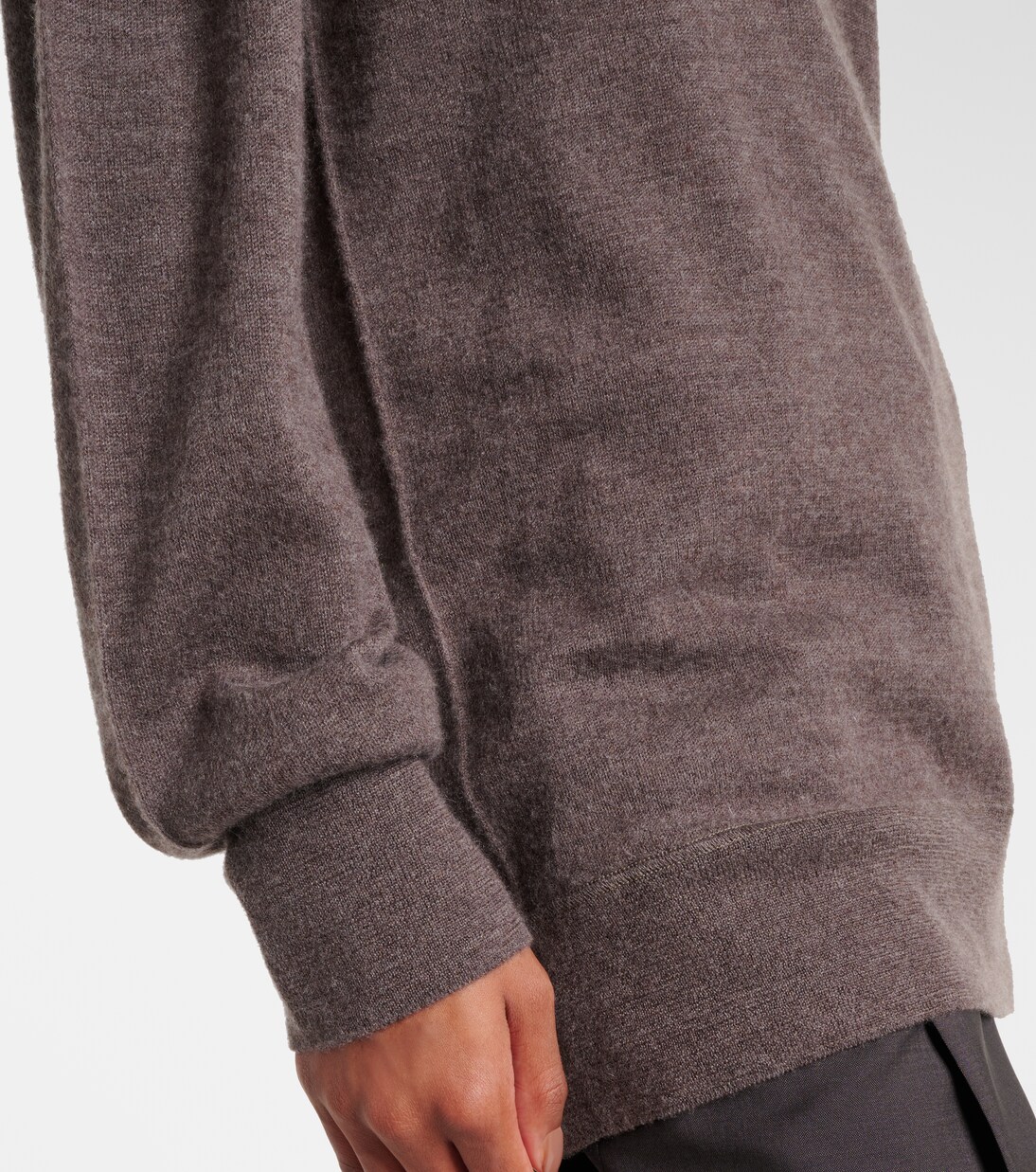 Lizzy cashmere turtleneck sweater | The Row