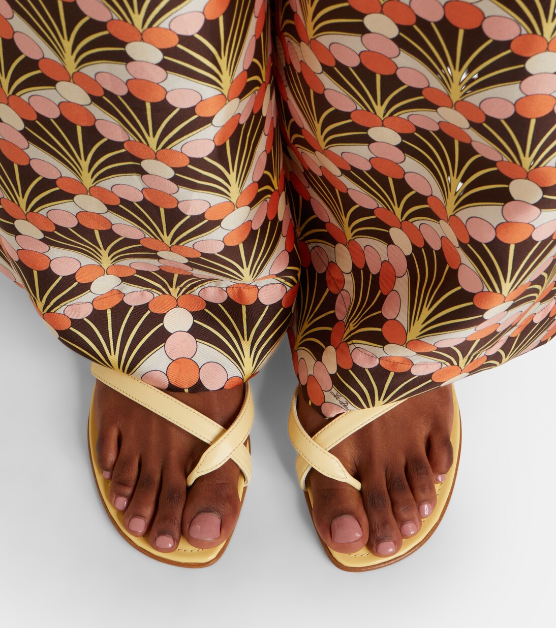 Susaflat leather thong sandals | Manolo Blahnik