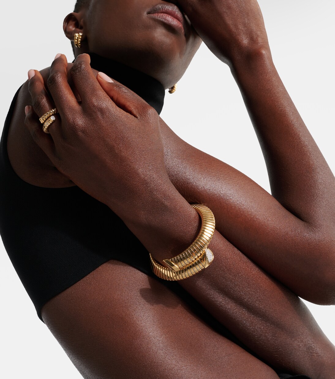 Trisola 18kt 골드 다이아몬드 커프 브레이슬릿  | Marina B