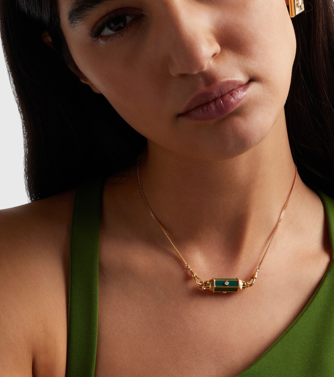 Baby Locket 18kt gold pendant necklace with malachite and diamonds | Marie Lichtenberg