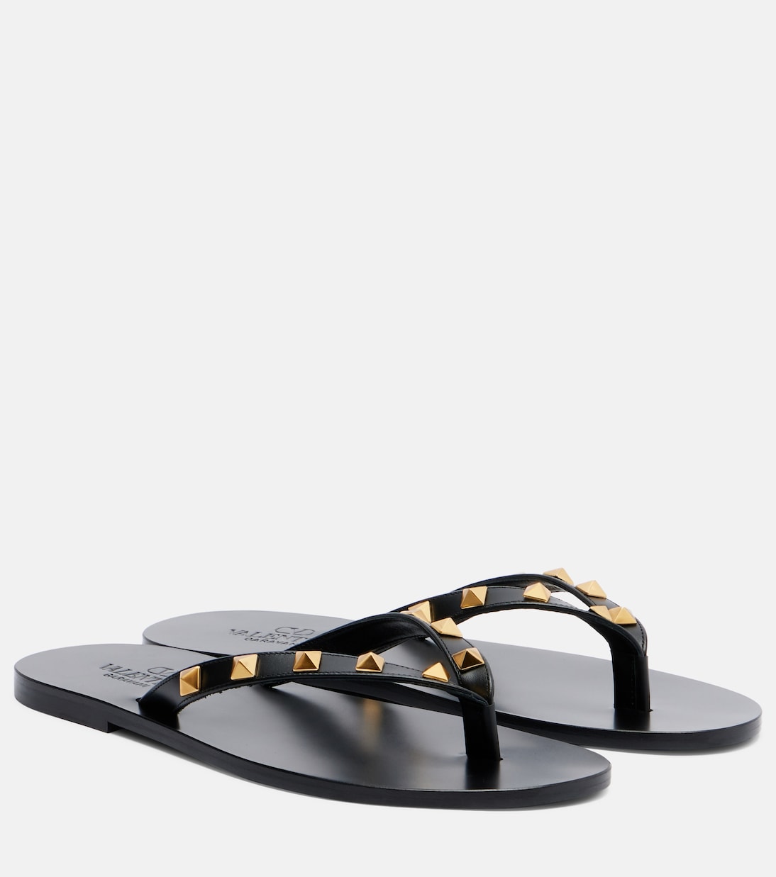 Rockstud leather thong sandals | Valentino Garavani