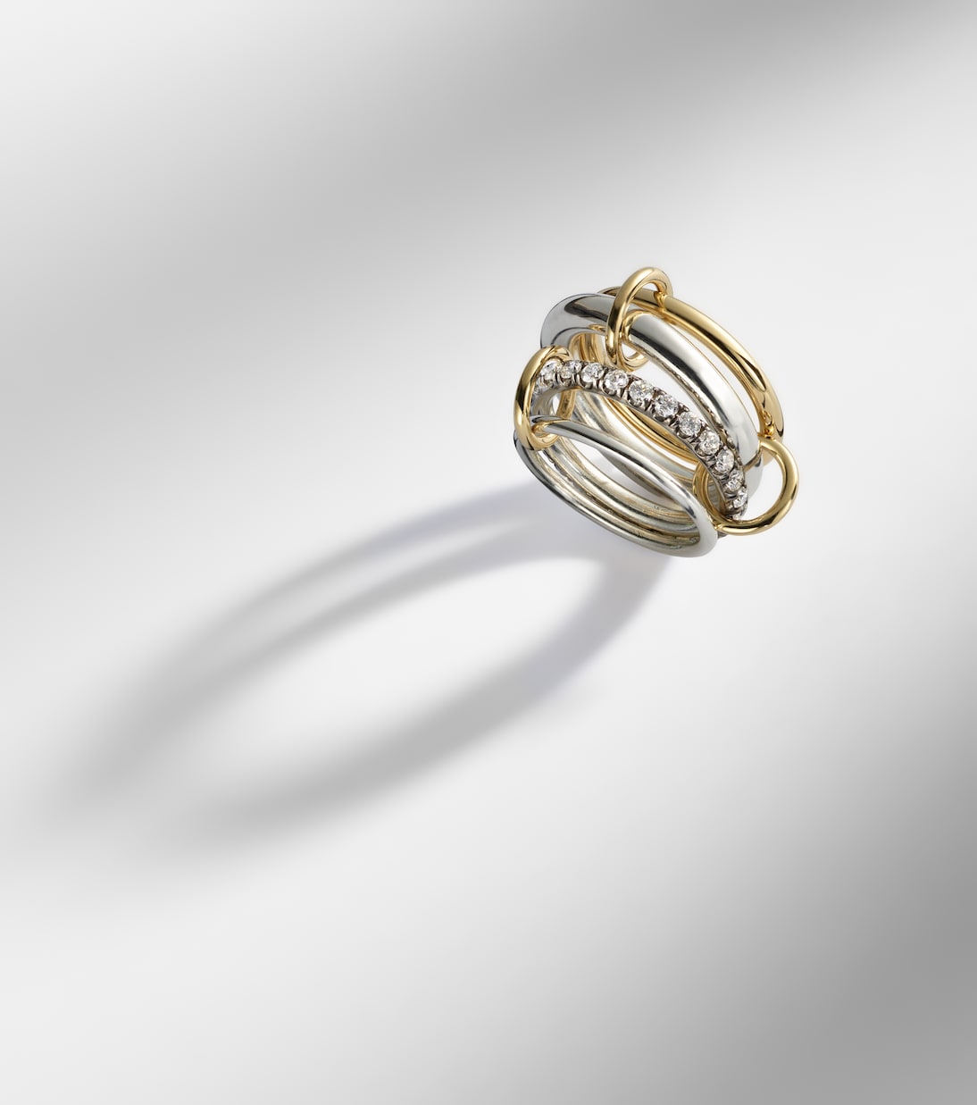 Janssen SG 18kt gold and sterling silver ring with diamonds | Spinelli Kilcollin