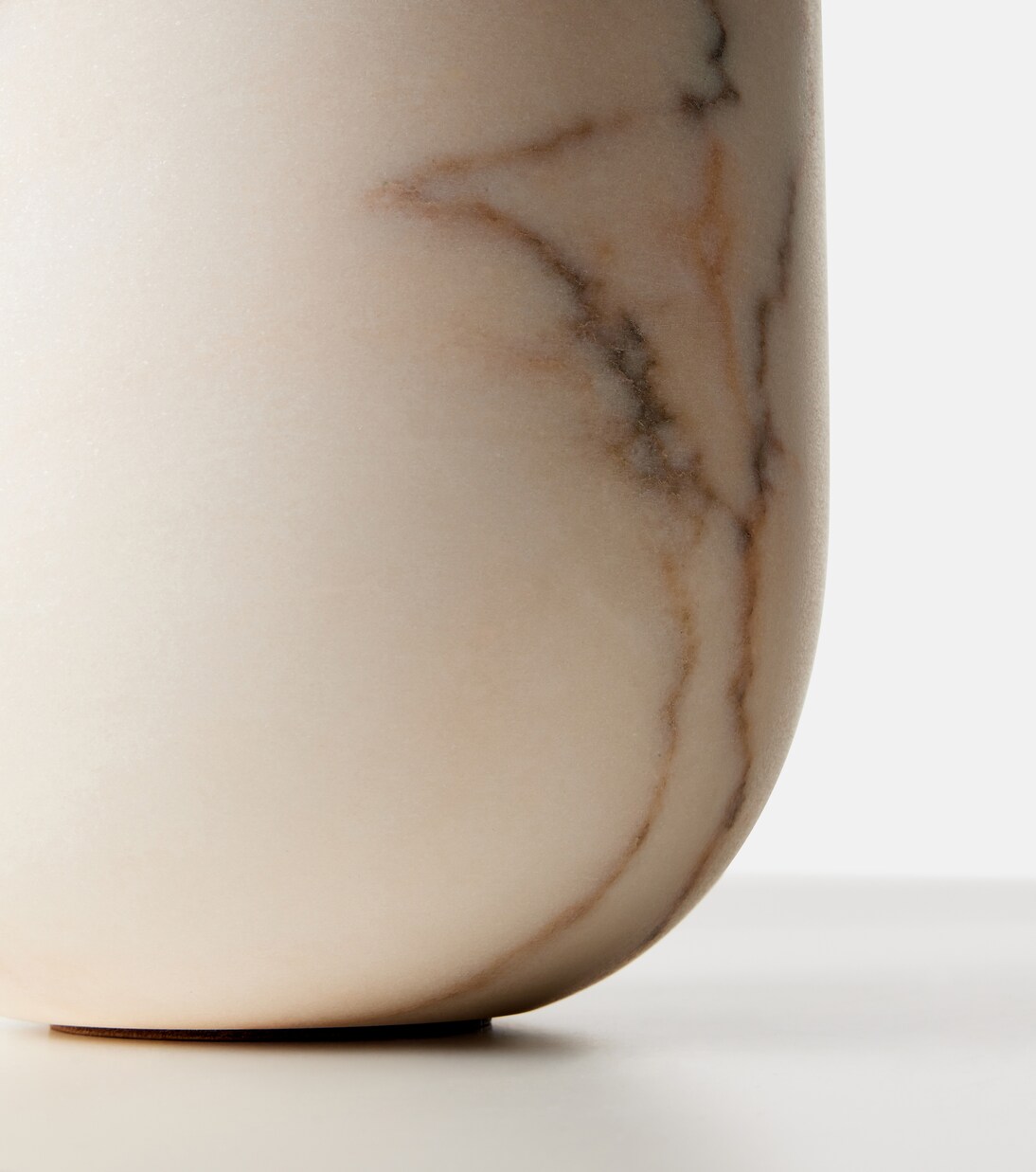 Vasque Medium marble vase | Michaël Verheyden