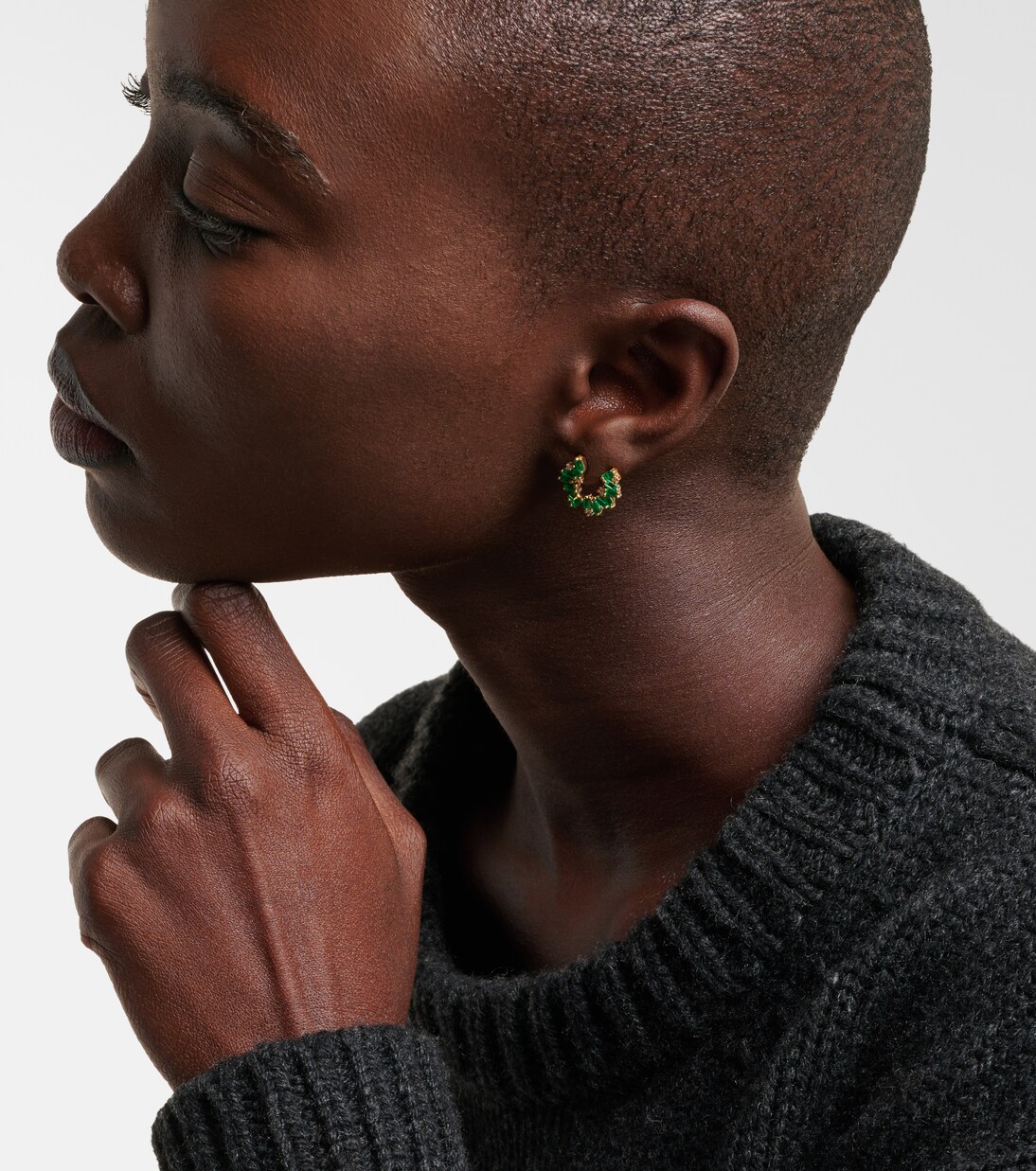 Izzy Sideway Spiral 18kt gold earrings with emeralds and diamonds | Suzanne Kalan