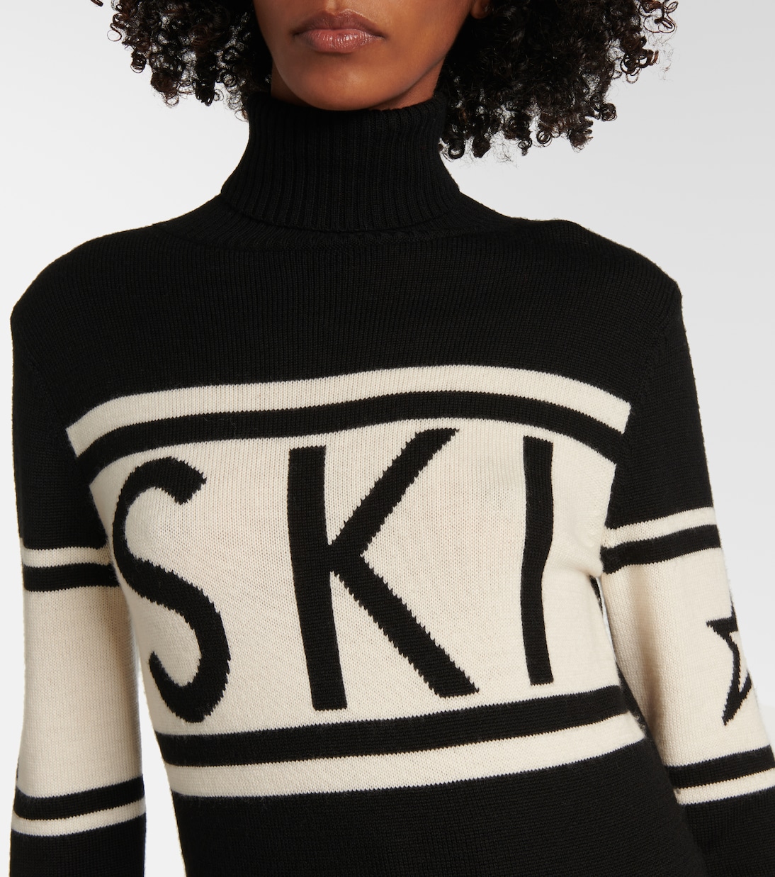 Skipullover Schild aus Wolle | Perfect Moment