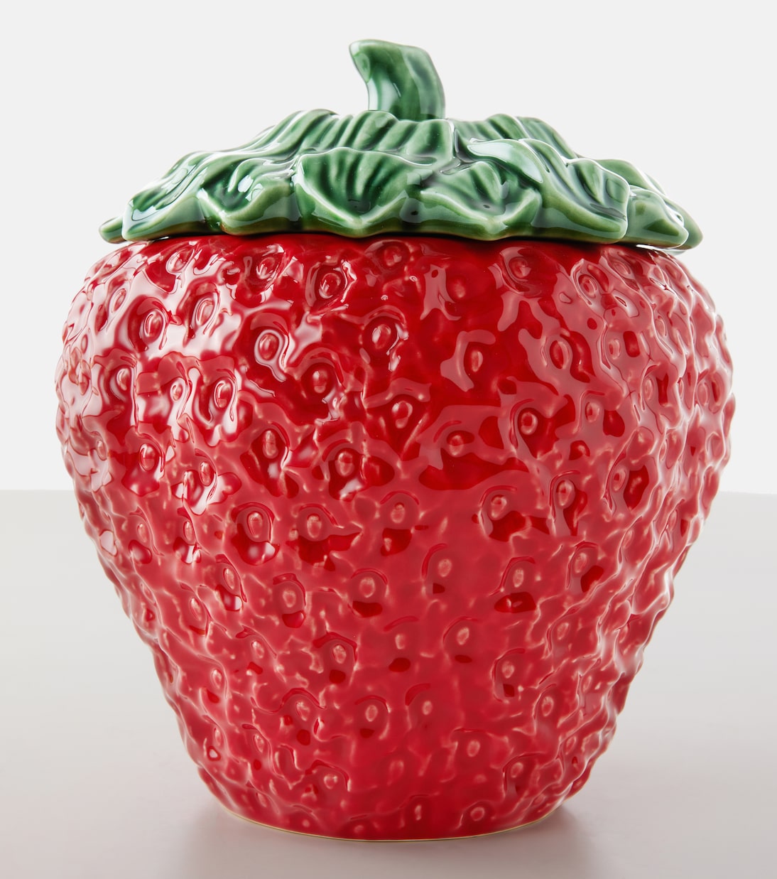 Strawberries Large ceramic tureen | Bordallo Pinheiro