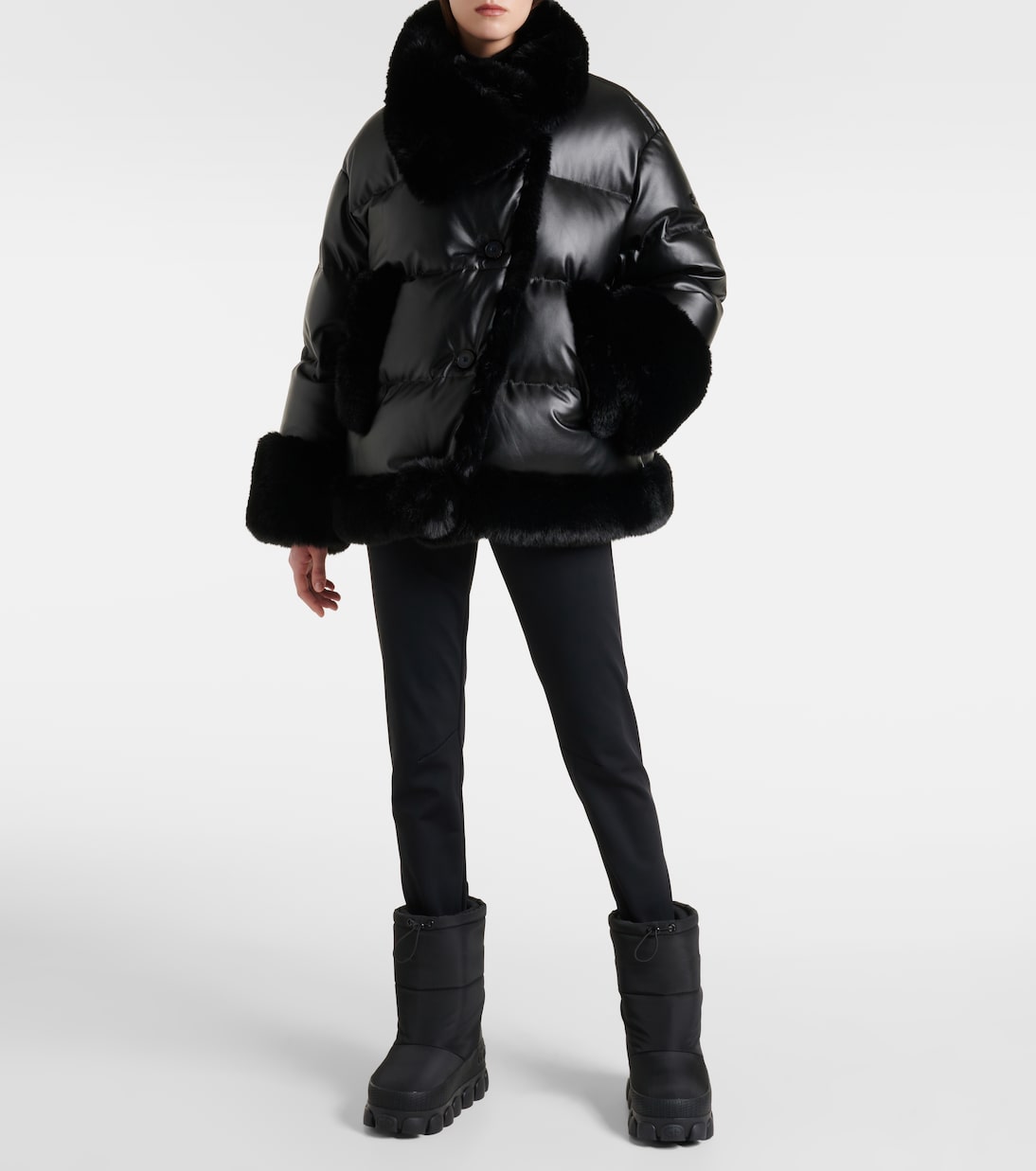 Snowy snow boots | Goldbergh