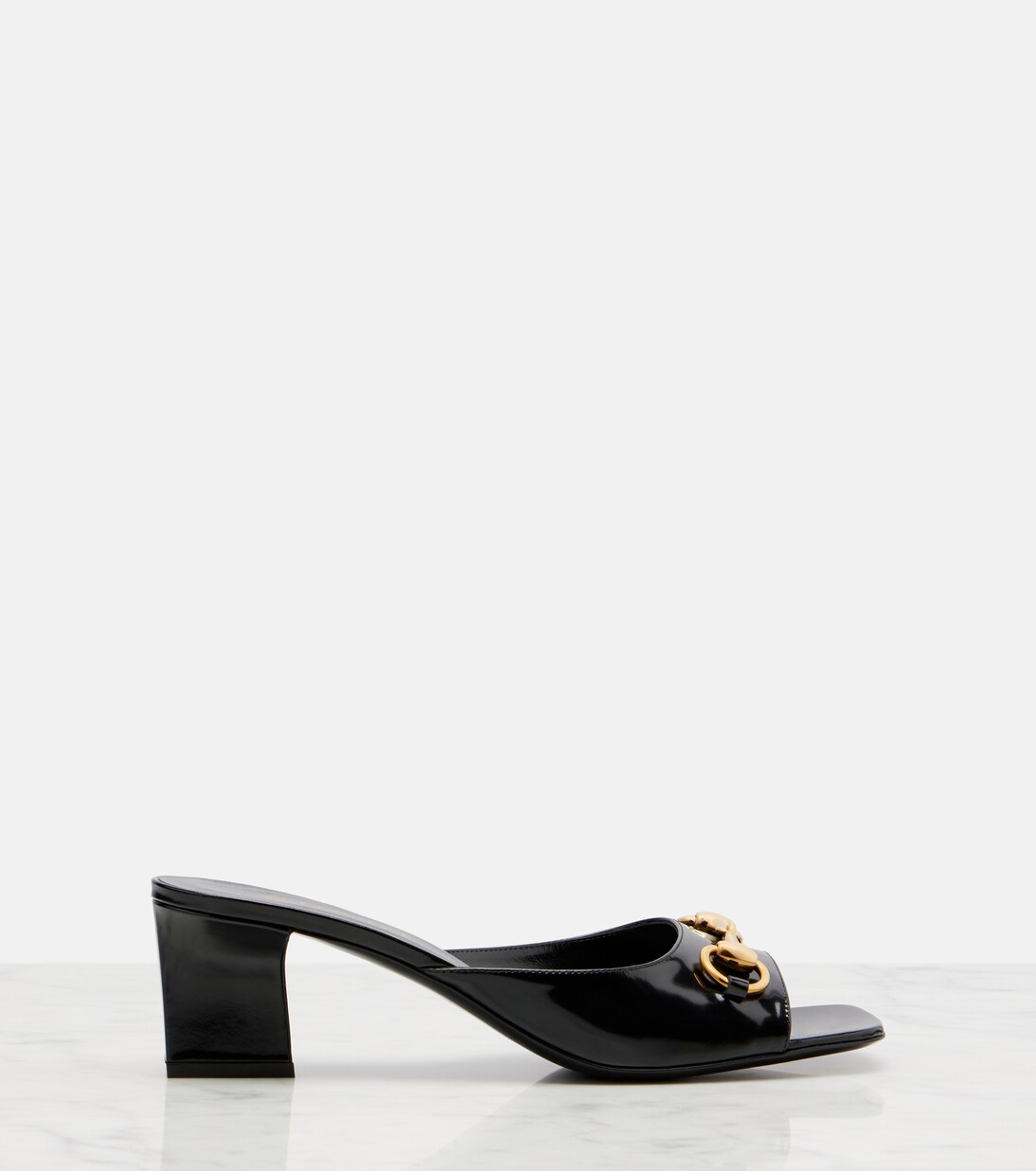 Pantoletten Signora Horsebit aus Lackleder | Gucci