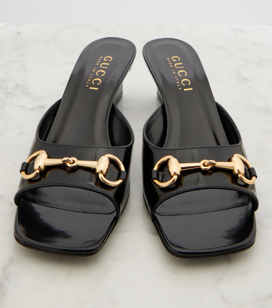Pantoletten Signora Horsebit aus Lackleder | Gucci