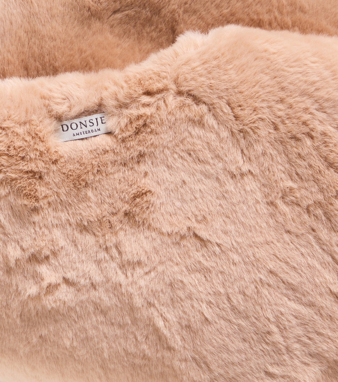 Pimmy faux shearling vest | Donsje
