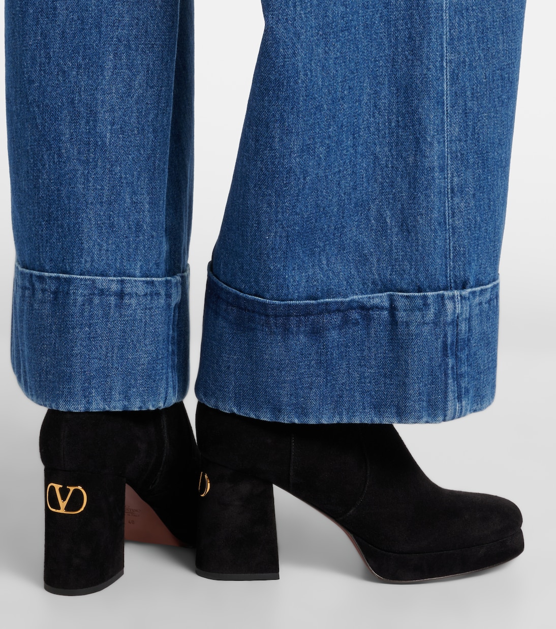 Fawcette VLogo suede ankle bots | Valentino Garavani