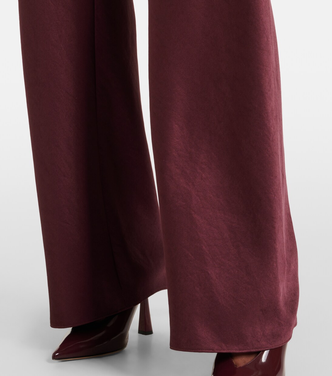 Pantalon ample à taille haute en satin | Vince