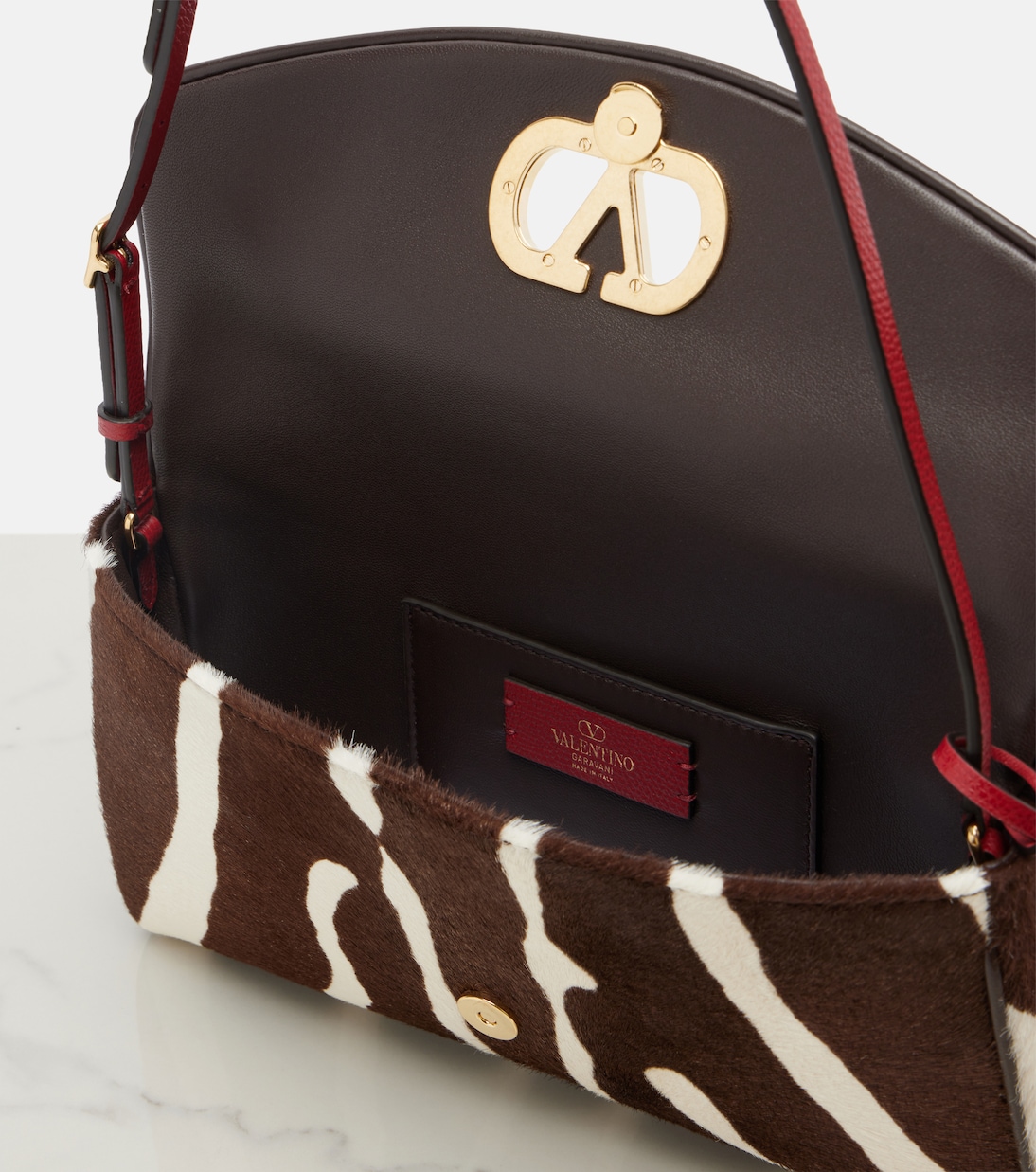 Schultertasche DeVain Small aus Kalbshaar | Valentino Garavani