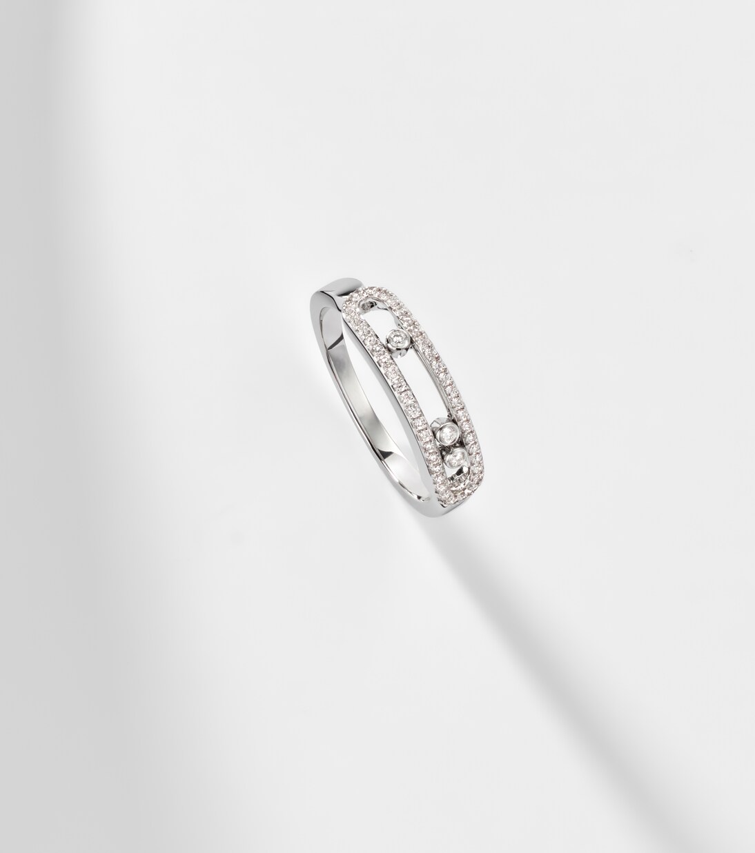 Anillo Baby Move de oro blanco de 18 ct con diamantes | Messika