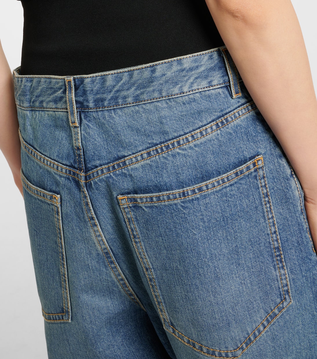 Jeans cropped con gamba arrotondata | Alaïa