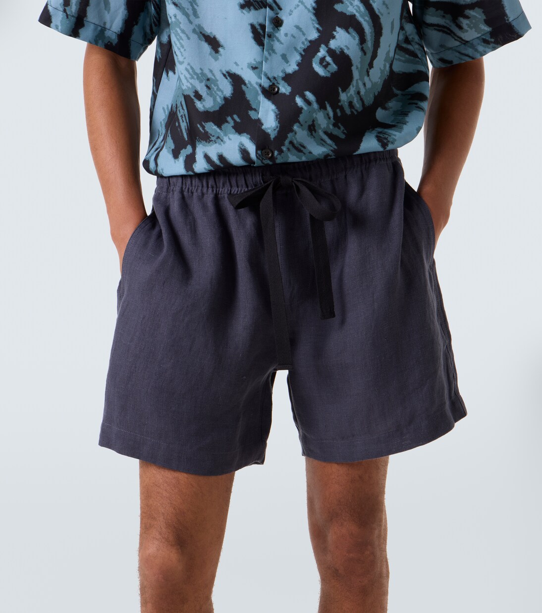Shorts in lino | Commas
