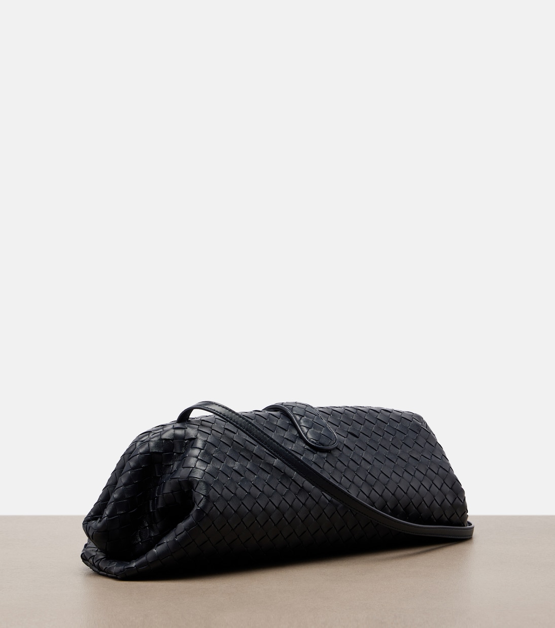 Lauren 1979 Intrecciato leather clutch | Bottega Veneta