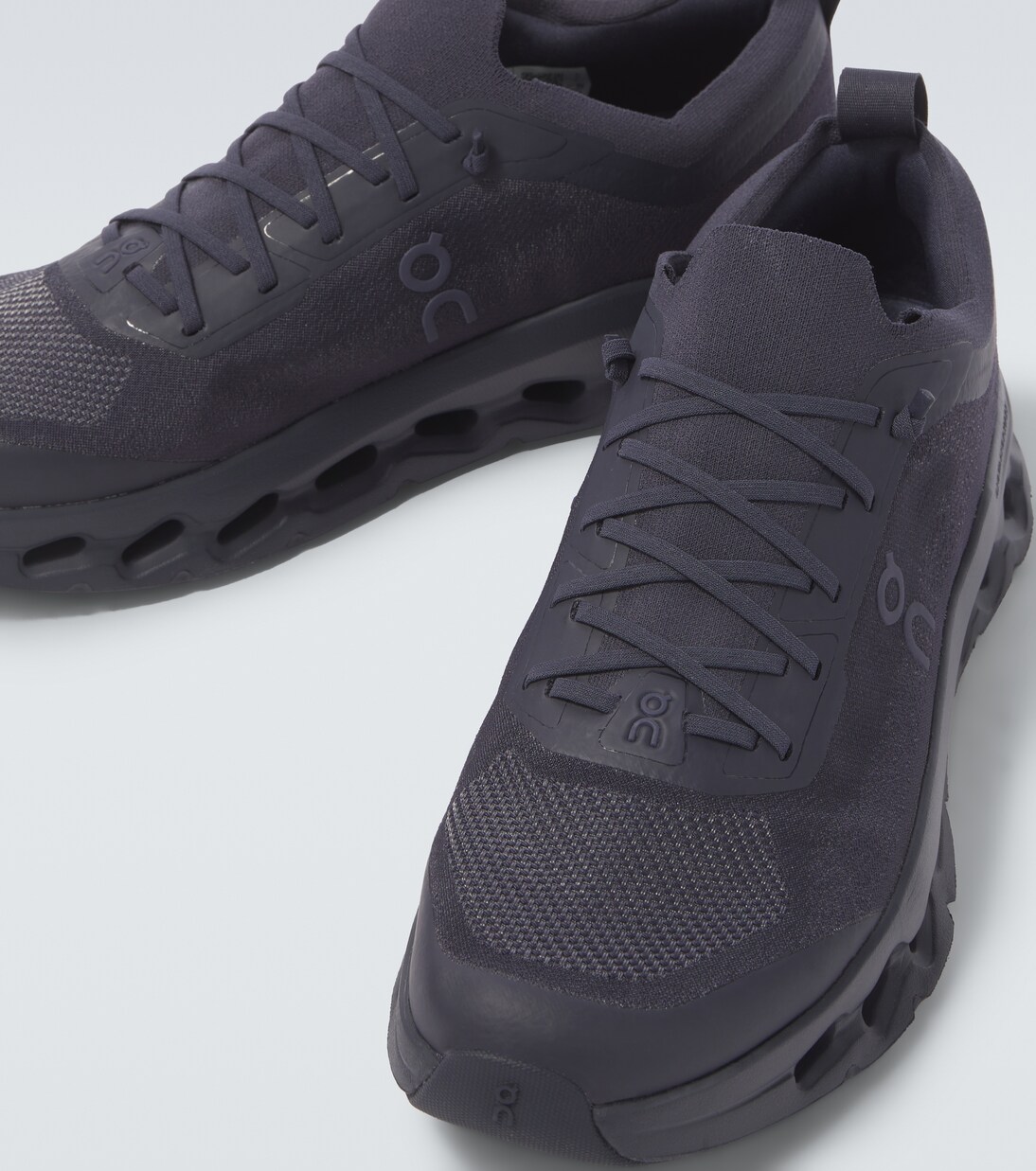 x Zendaya Cloudtilt Moon running shoes | On