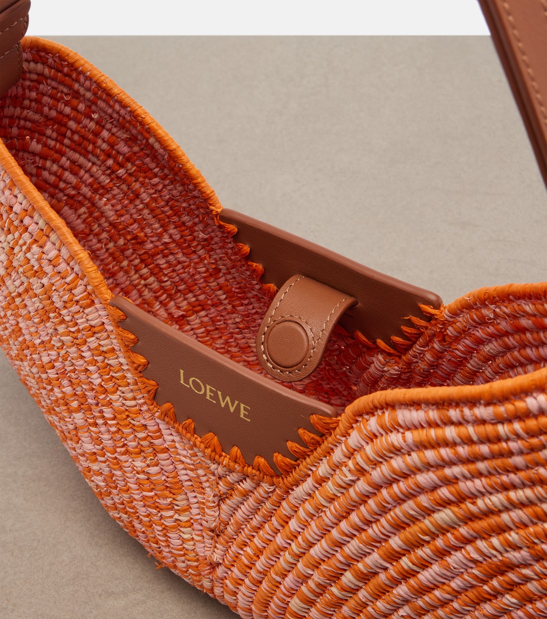 Paula's Ibiza Swim Medium raffia shoulder bag | Loewe