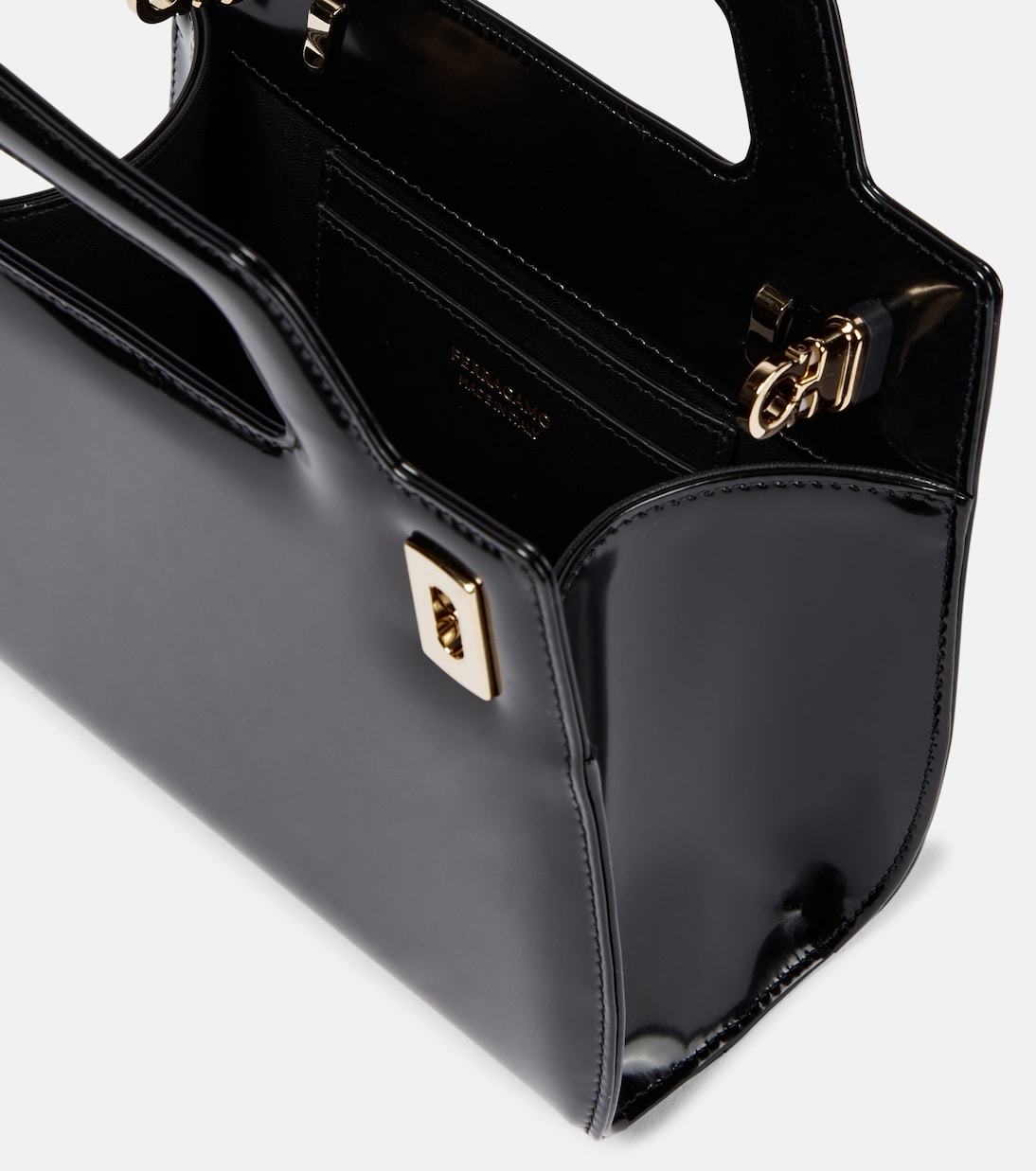 Wanda Mini leather tote bag | Ferragamo