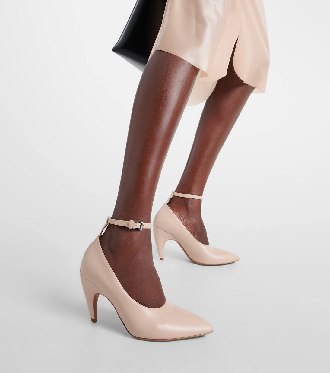 Escarpins Shark en cuir | Alaïa