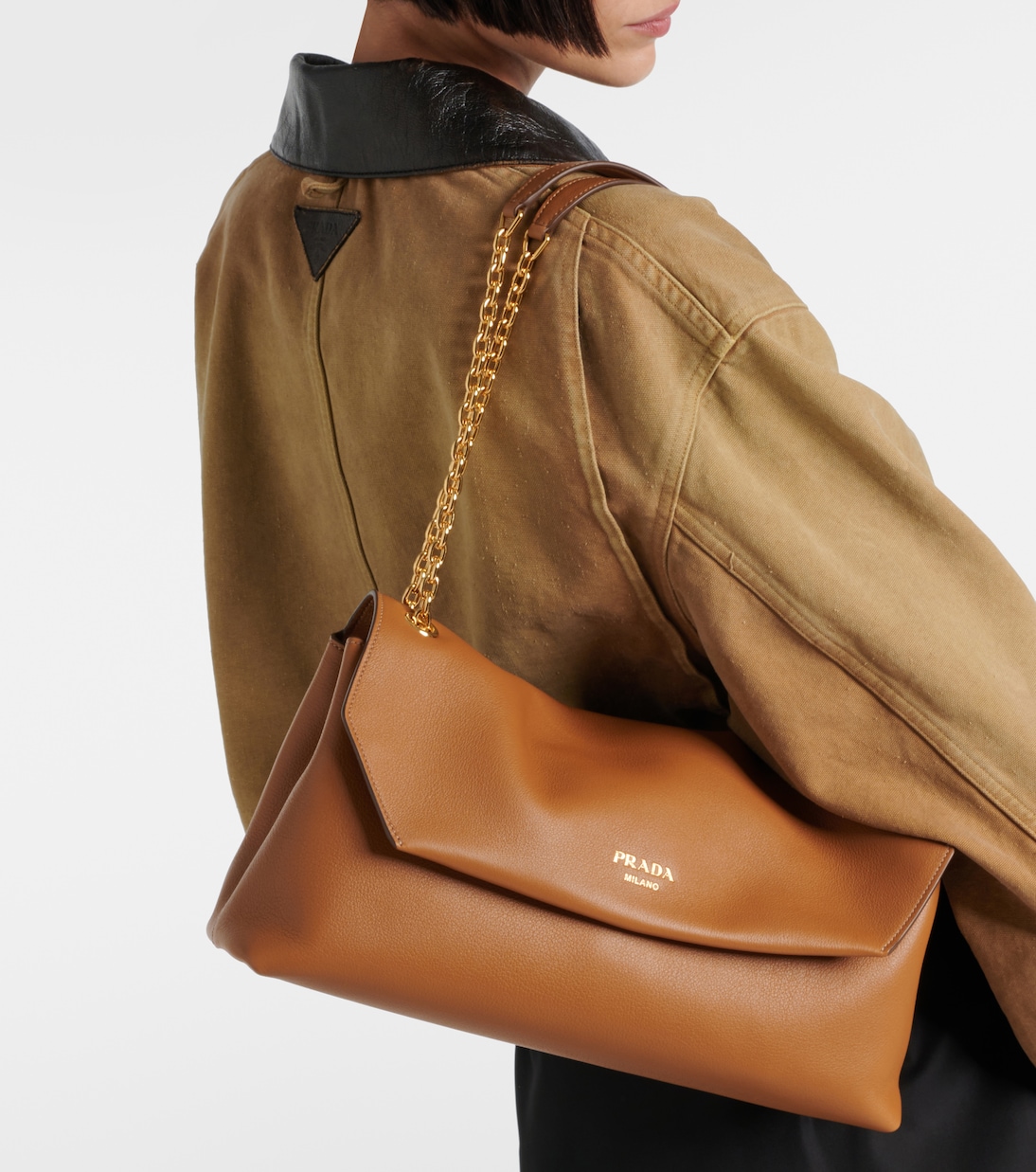 Medium leather shoulder bag | Prada