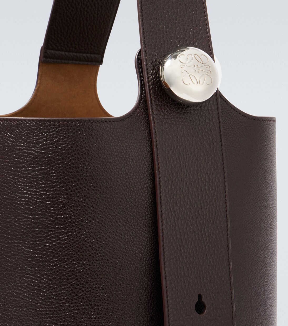 Bucket Bag Pebble Large aus Leder | Loewe