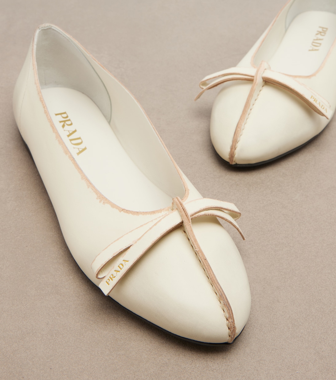 Ballerinas aus Leder | Prada