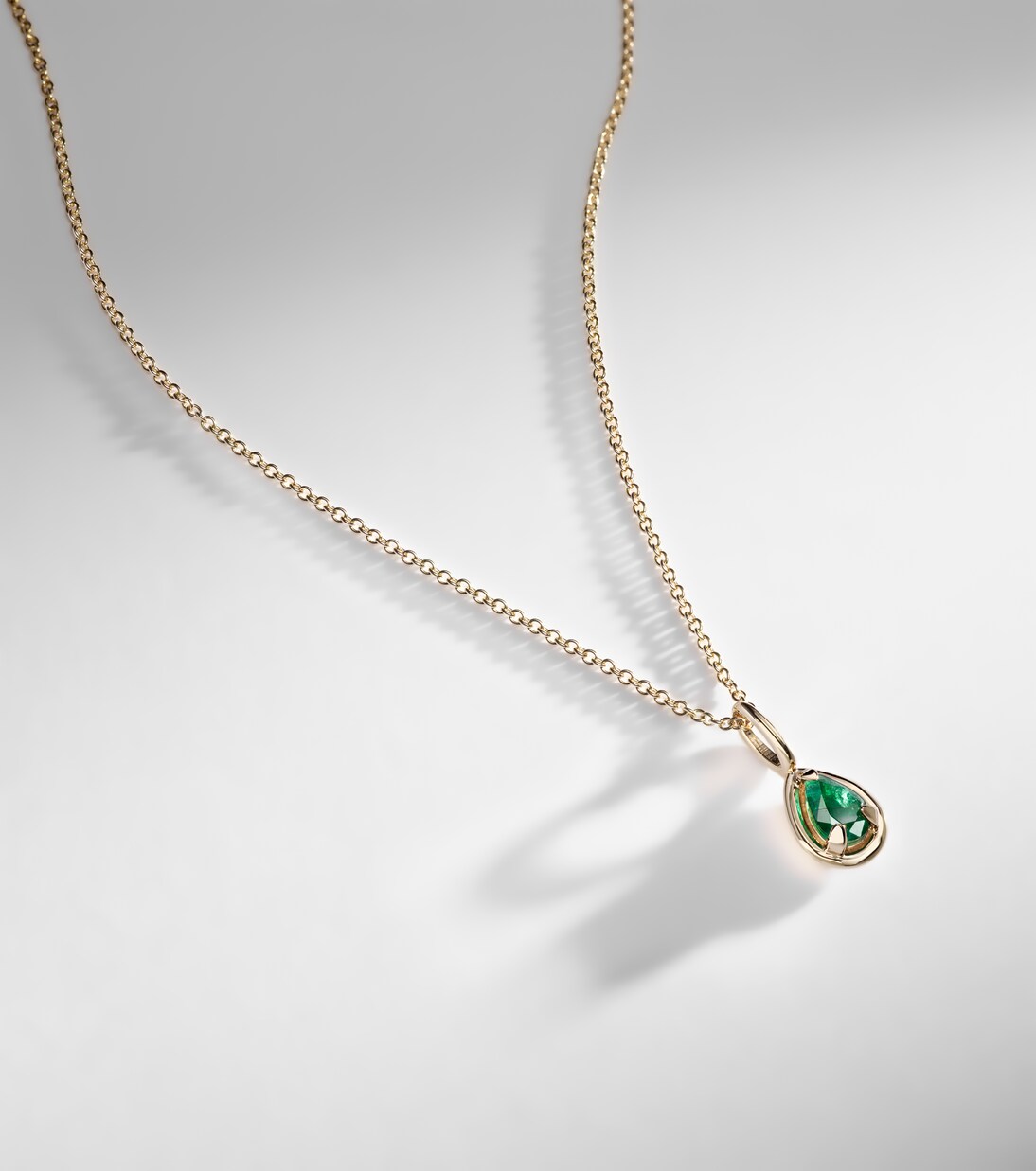 Bonbon 14kt gold pendant necklace with emerald | Stone and Strand