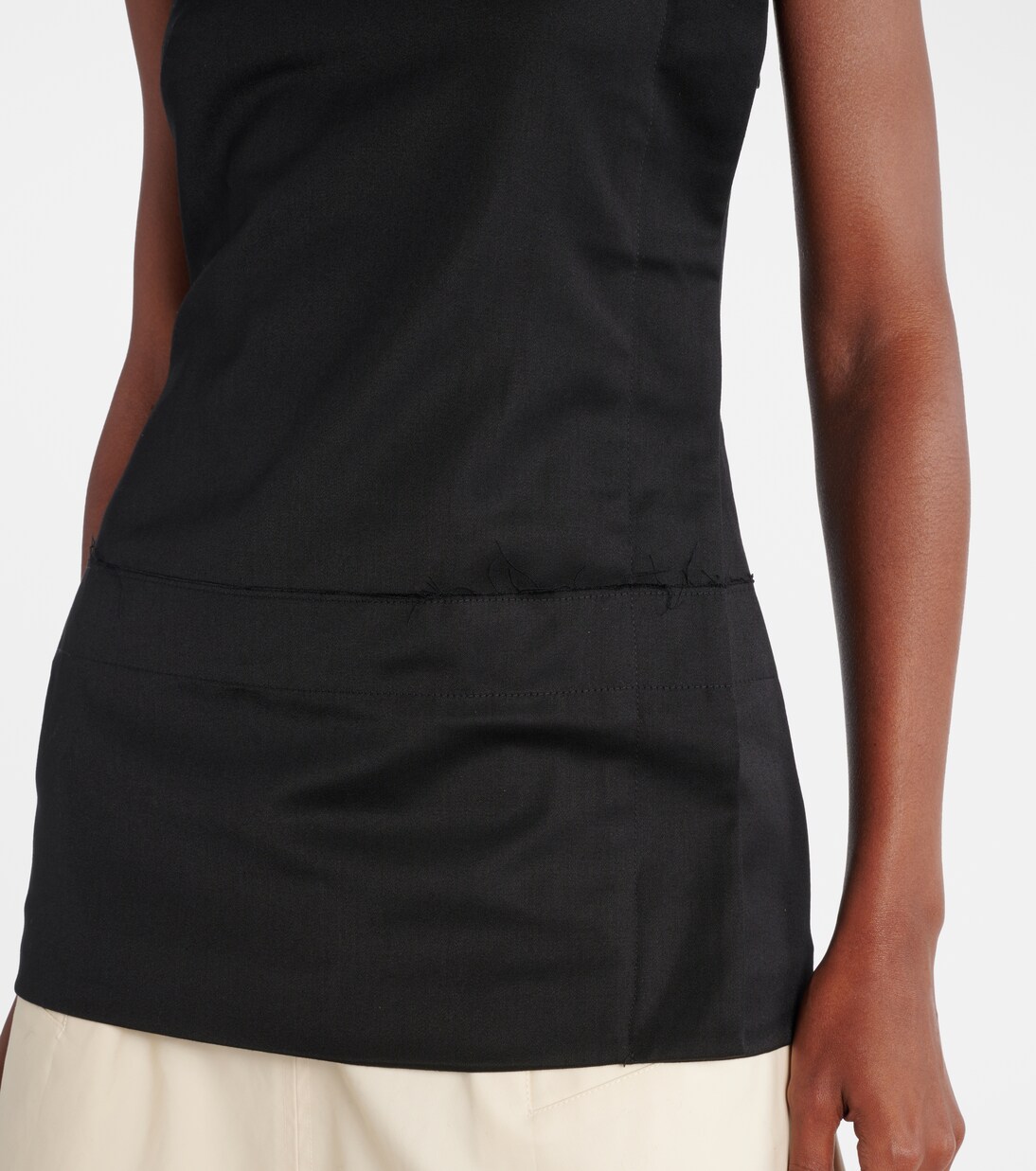 Top | Entire Studios