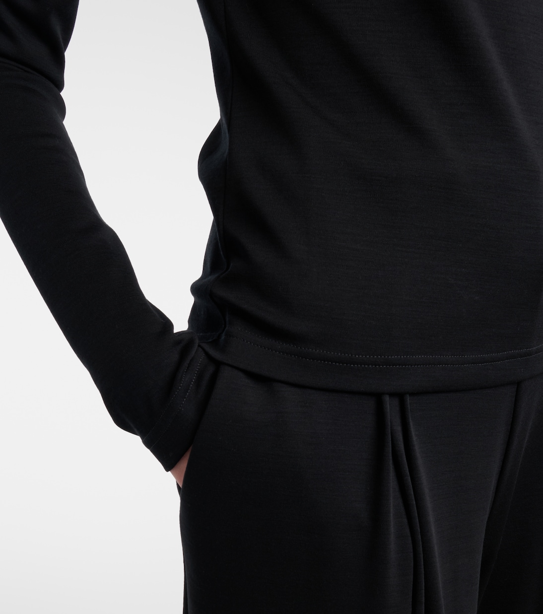 Orafo off-shoulder virgin wool top | Max Mara