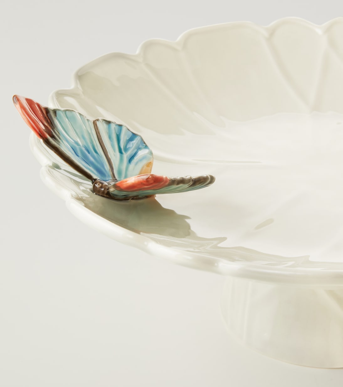 Soporte Cloudy Butterflies por Claudia Schiffer | Bordallo Pinheiro