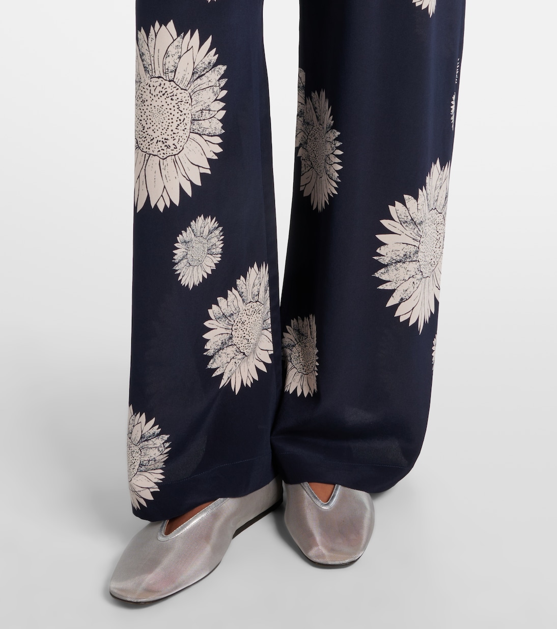 Pantalon droit Isola en crêpe de soie | Asceno