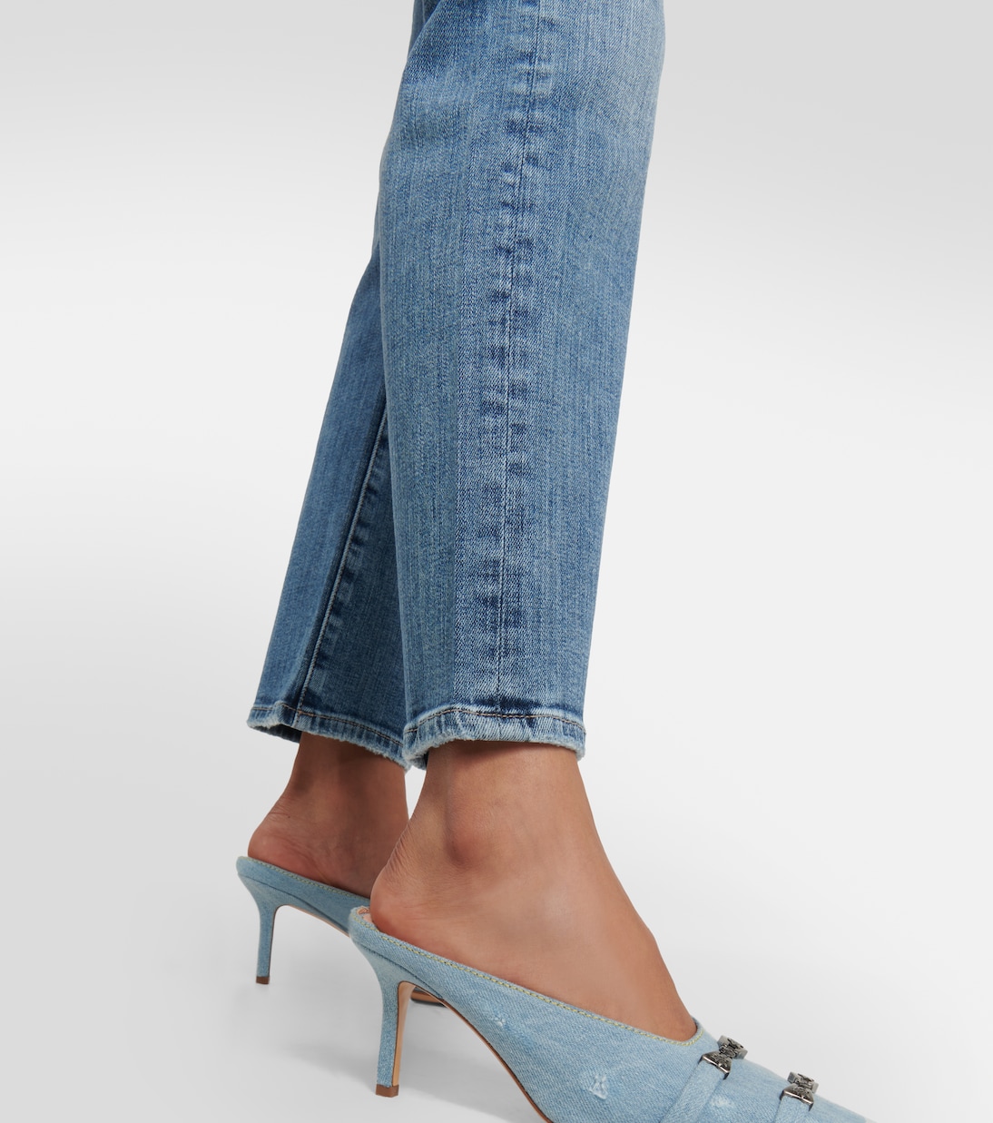 Mid-Rise Straight Jeans American | AG Jeans