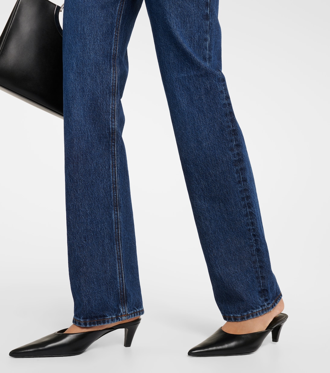 Mid-Rise Straight Jeans Classic Cut | Toteme