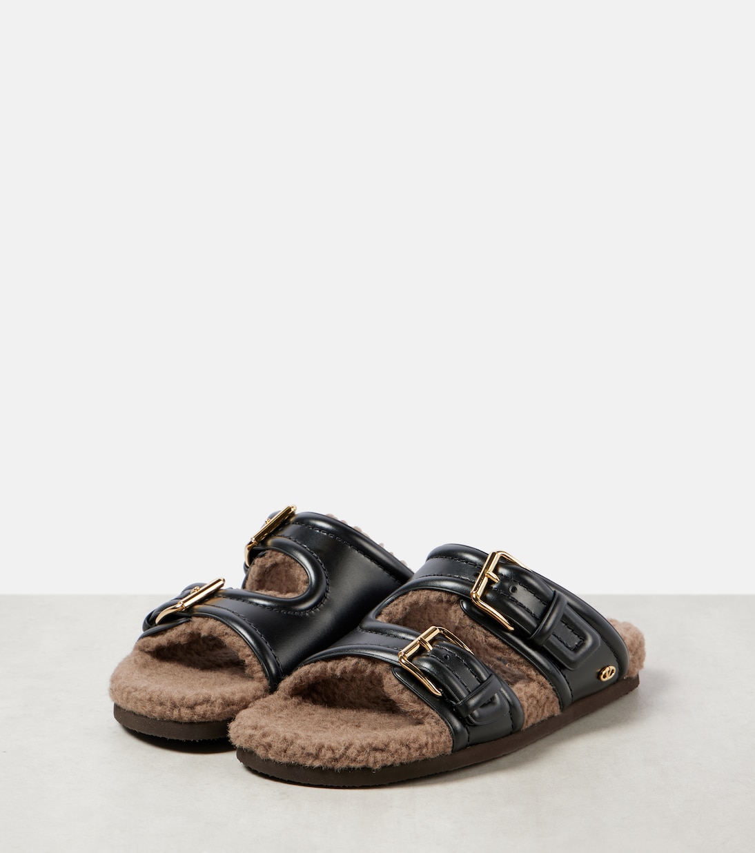 Sandalen aus Leder mit Faux Fur | Valentino Garavani